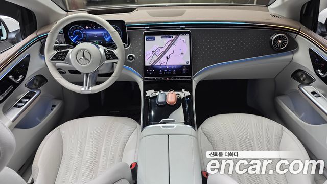 Mercedes-Benz EQE — interior