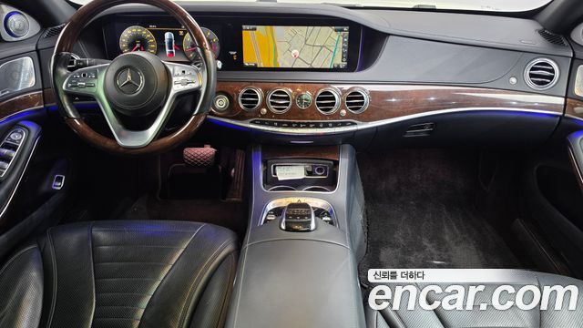 Mercedes-Benz S-Class — interior