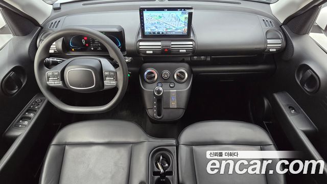 Hyundai Casper — interior