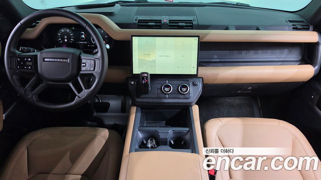 Land Rover Defender — interior