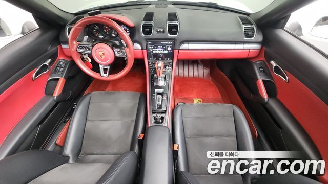 Porsche Boxster — interior