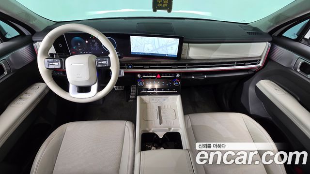 Hyundai Santa Fe — interior