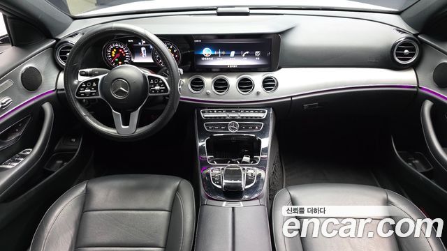 Mercedes-Benz E-Class — interior