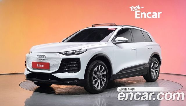 Audi Q6 e-tron — exterior