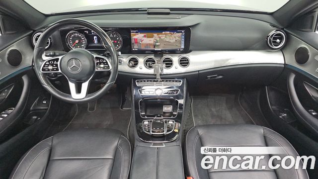 Mercedes-Benz E-Class — interior
