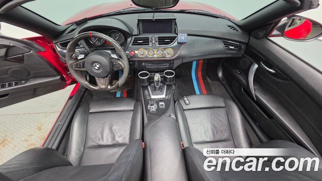 BMW Z4 — interior