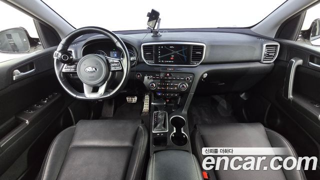 Kia Sportage — interior