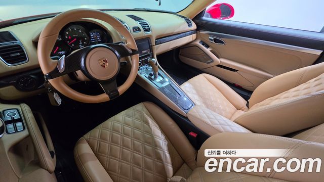 Porsche Cayman — interior