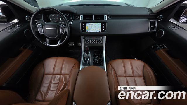 Land Rover Range Rover Sport — interior