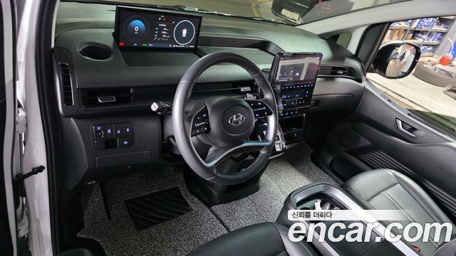 Hyundai ST1 — interior