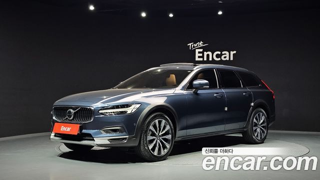 Volvo V90