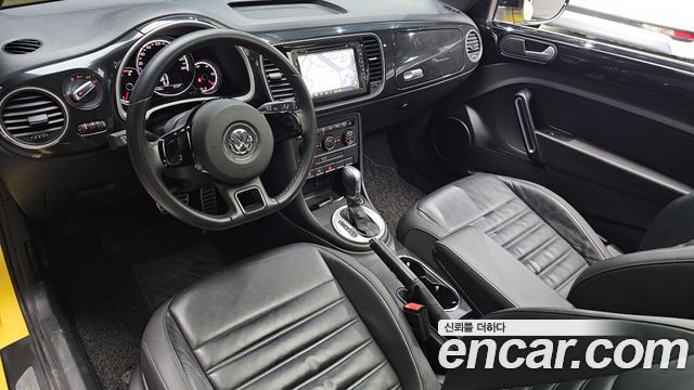 Volkswagen Beetle — interior