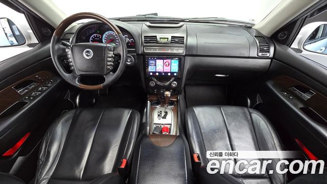KG Mobility Rexton — interior