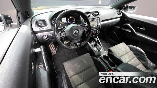 Volkswagen Scirocco — interior