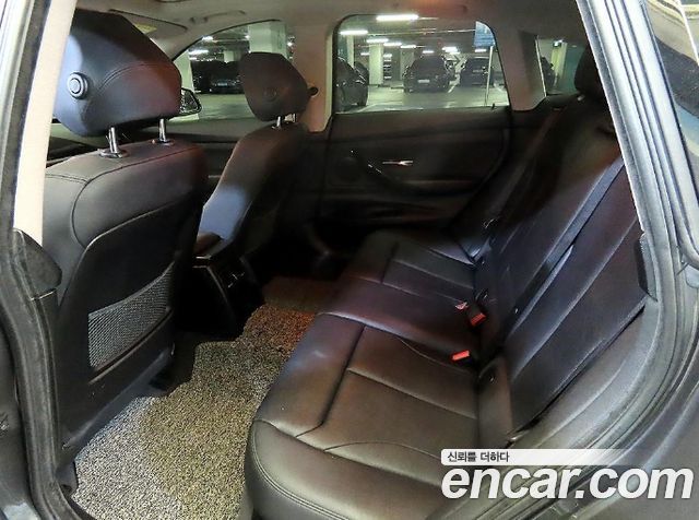 BMW Gran Turismo GT — interior
