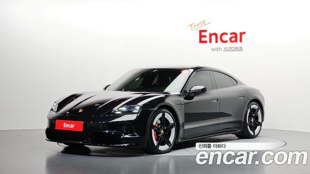 Porsche Taycan — exterior