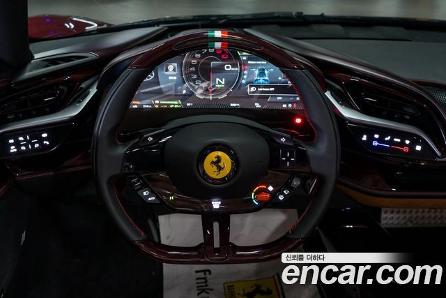 Ferrari SF90 — interior