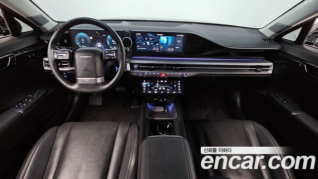 Hyundai Grandeur — interior
