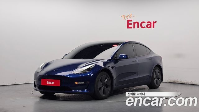 Tesla Model 3 — exterior