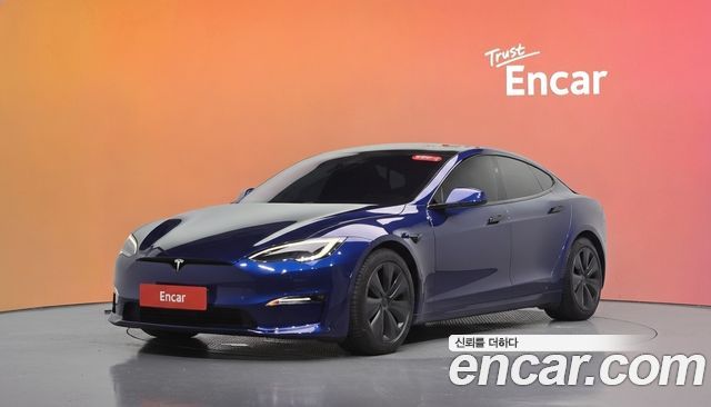Tesla Model S — exterior