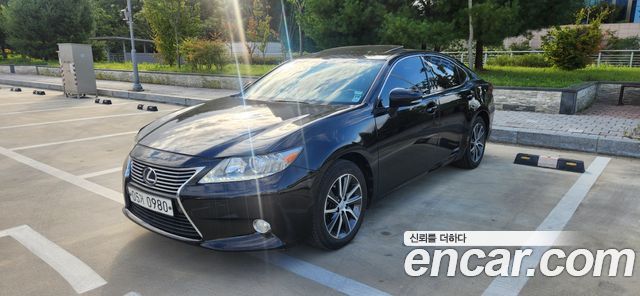 Lexus ES — exterior