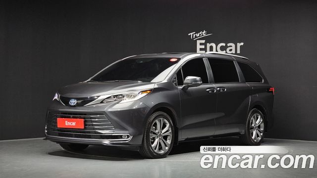 Toyota Sienna — exterior