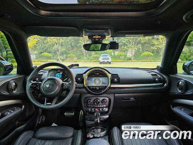 MINI Clubman — interior