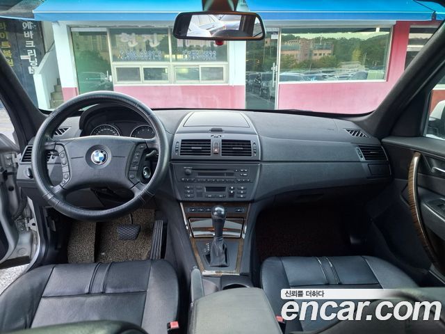BMW X3 — interior