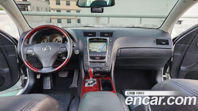 Lexus GS — interior