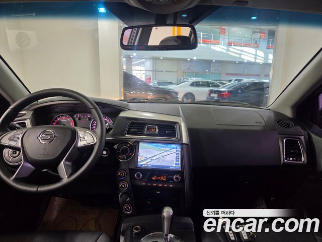 KG Mobility Korando — interior