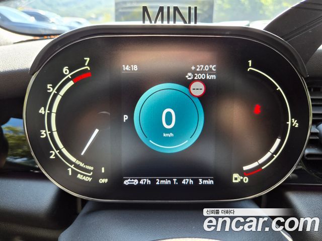 MINI Cooper Convertible — interior
