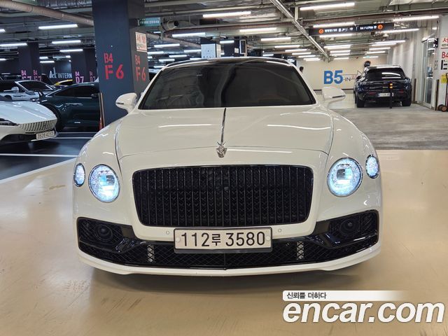 Bentley Flying Spur — exterior