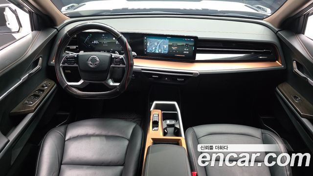KG Mobility Torres — interior
