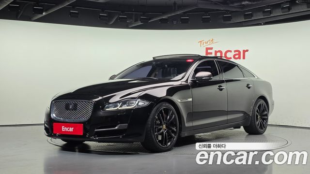 Jaguar XJ — exterior