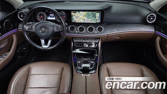 Mercedes-Benz E-Class — interior