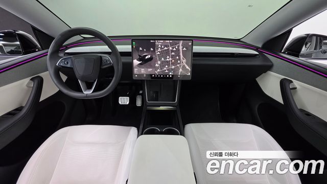 Tesla Model Y — interior