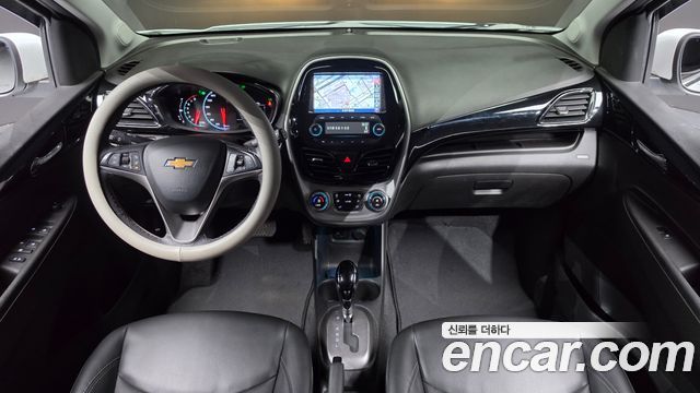 Chevrolet Korea Spark — interior