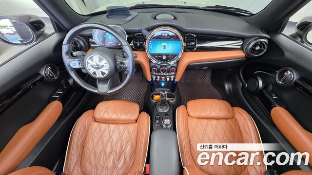 MINI Cooper Convertible — interior