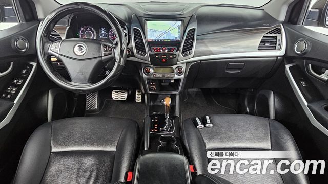 KG Mobility Korando — interior