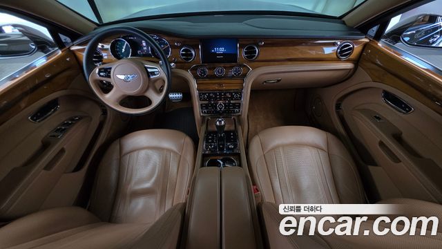 Bentley Mulsanne — interior