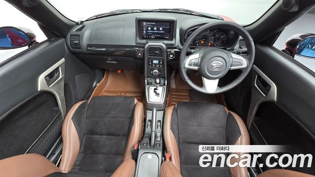 Daihatsu Copen — interior