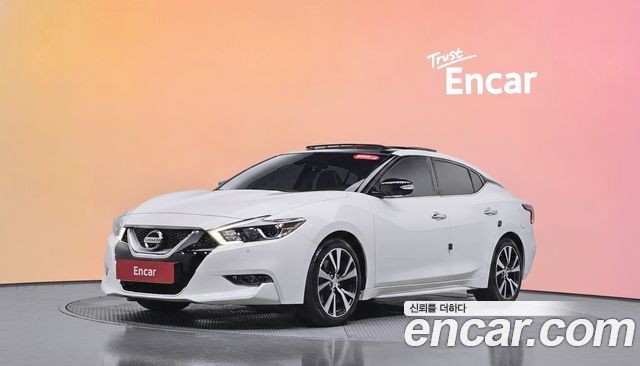 Nissan Maxima — exterior