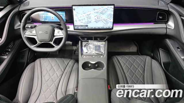 BYD Sea Lion 7 — interior
