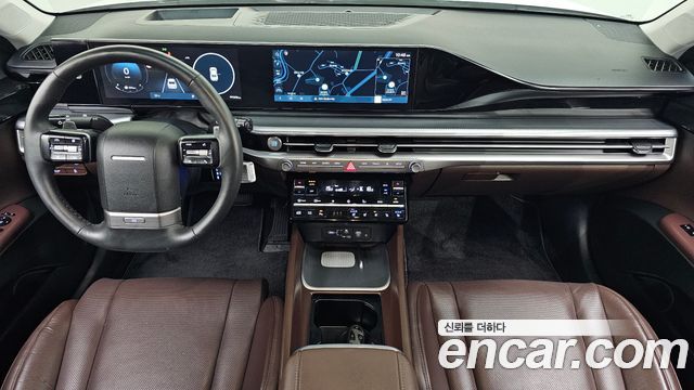 Hyundai Grandeur — interior