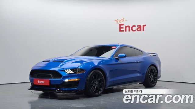 Ford Mustang — exterior