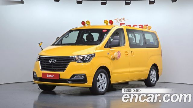 Hyundai Starex — exterior