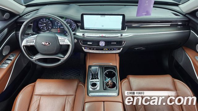Kia K9 — interior