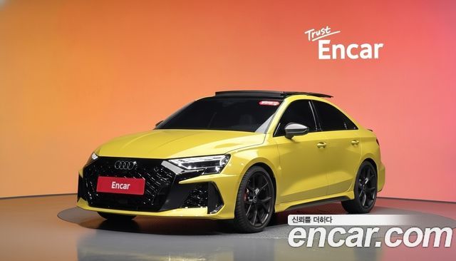 Audi RS3 — exterior