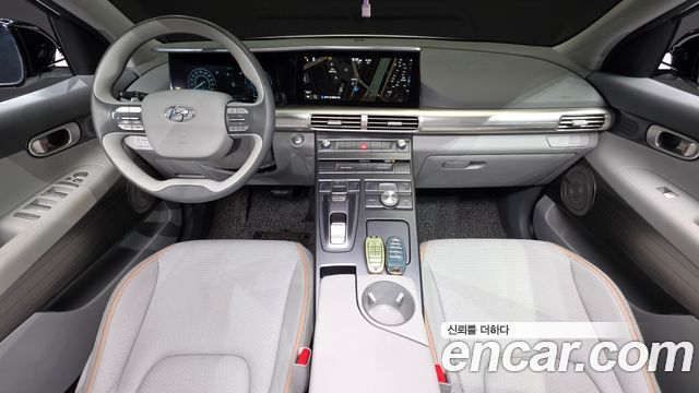 Hyundai Nexo — interior