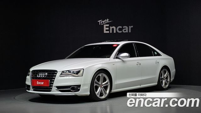 Audi S8 — exterior